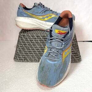 Saucony Triumph 20 Sneakers Women’s Size 8 Blue Running Shoes S20759-35